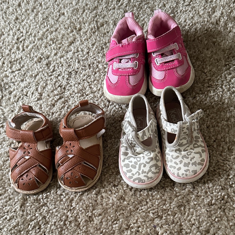 Baby shoes